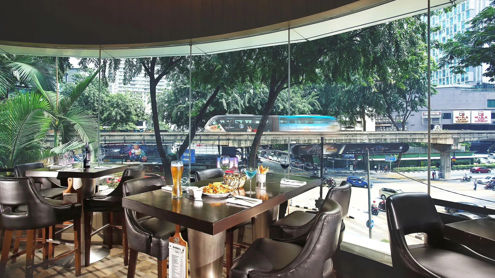 Shangri-La Kuala Lumpur 5*,